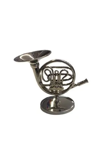 Miniatura Trompa 1/6 9.6cm Prateada