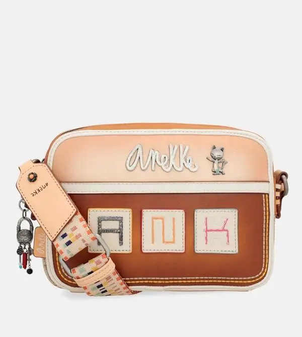 Bolsa de Ombro Média c/ Fecho "Menire" - Anekke