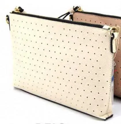 Clutch c/ Alça de Traçar "Saona" Beige - Monica Moon